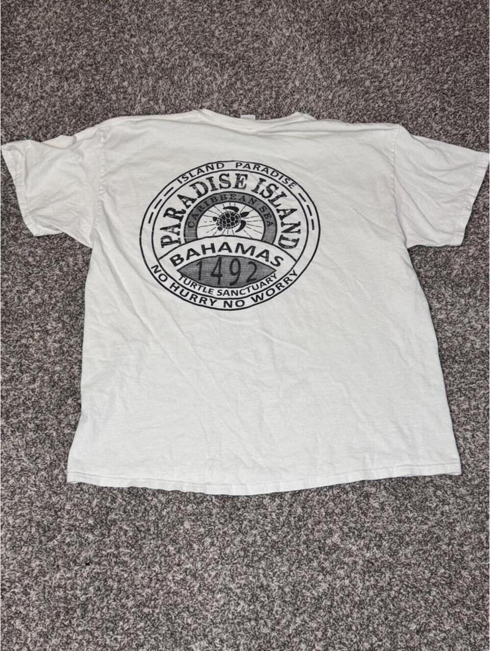Paradise Island Bahamas Graphic Tee – Size XL 🌴🐢